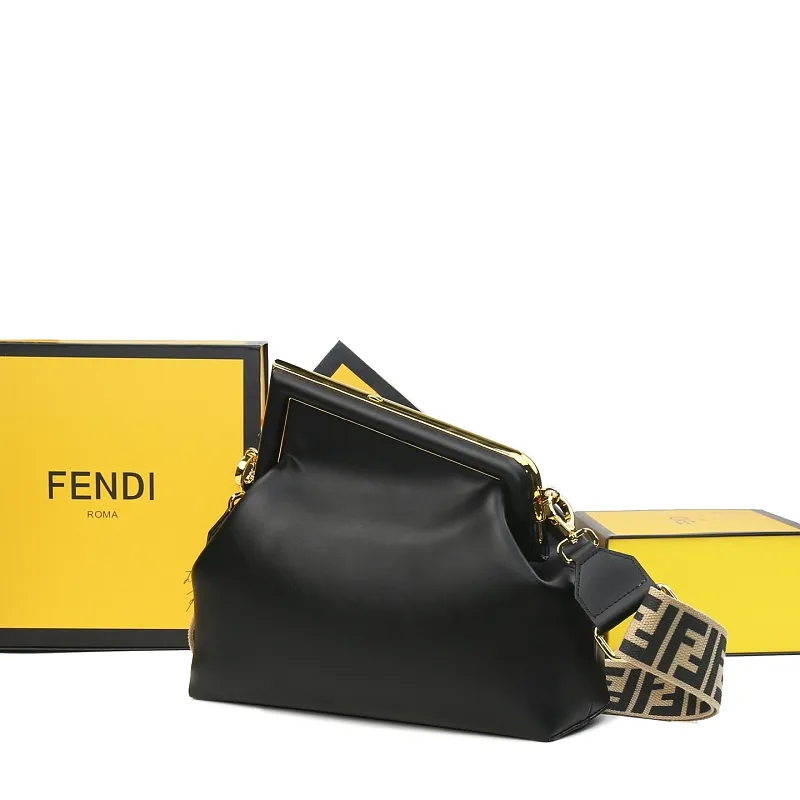 All Categories Fendi Women's Bags (Fendi) Fendi 325