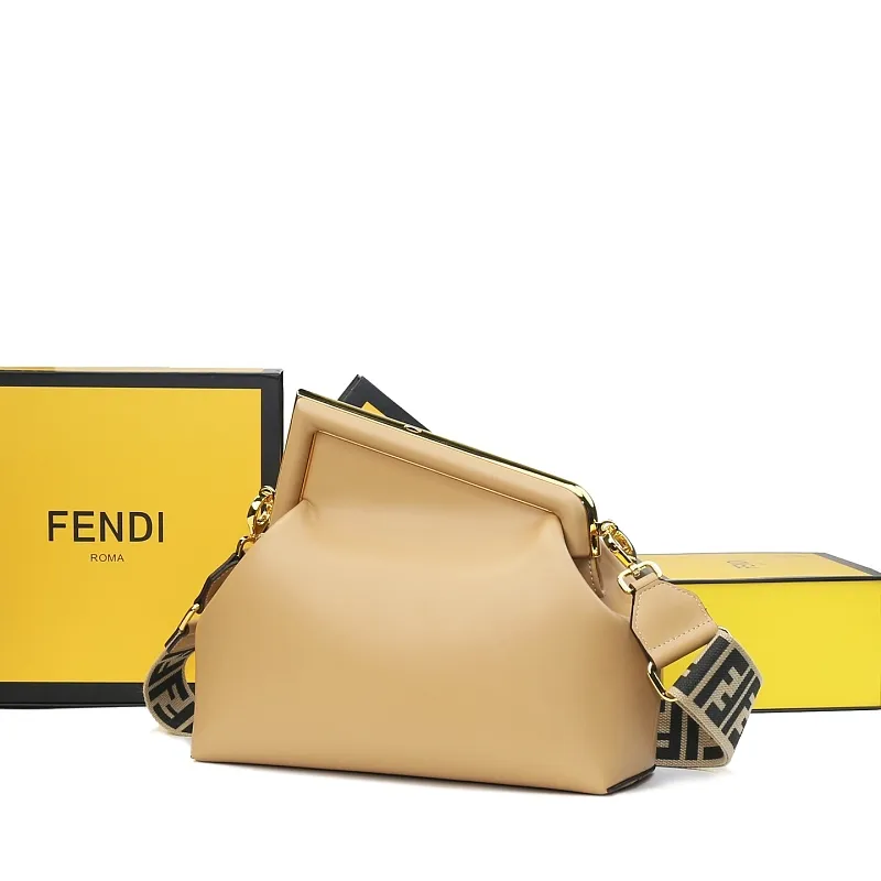 All Categories Fendi Women's Bags (Fendi) Fendi 325
