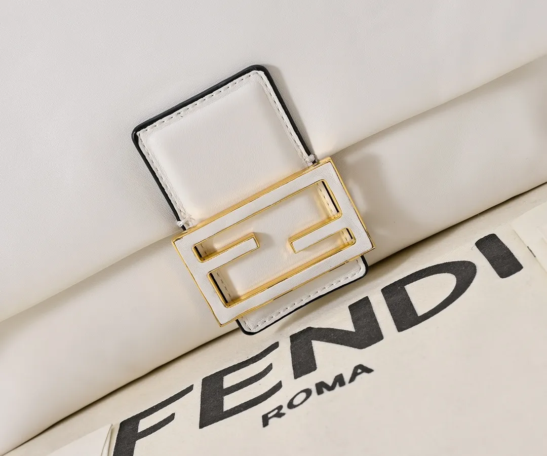 All Categories Fendi Women's Bags (Fendi) Fendi 7715