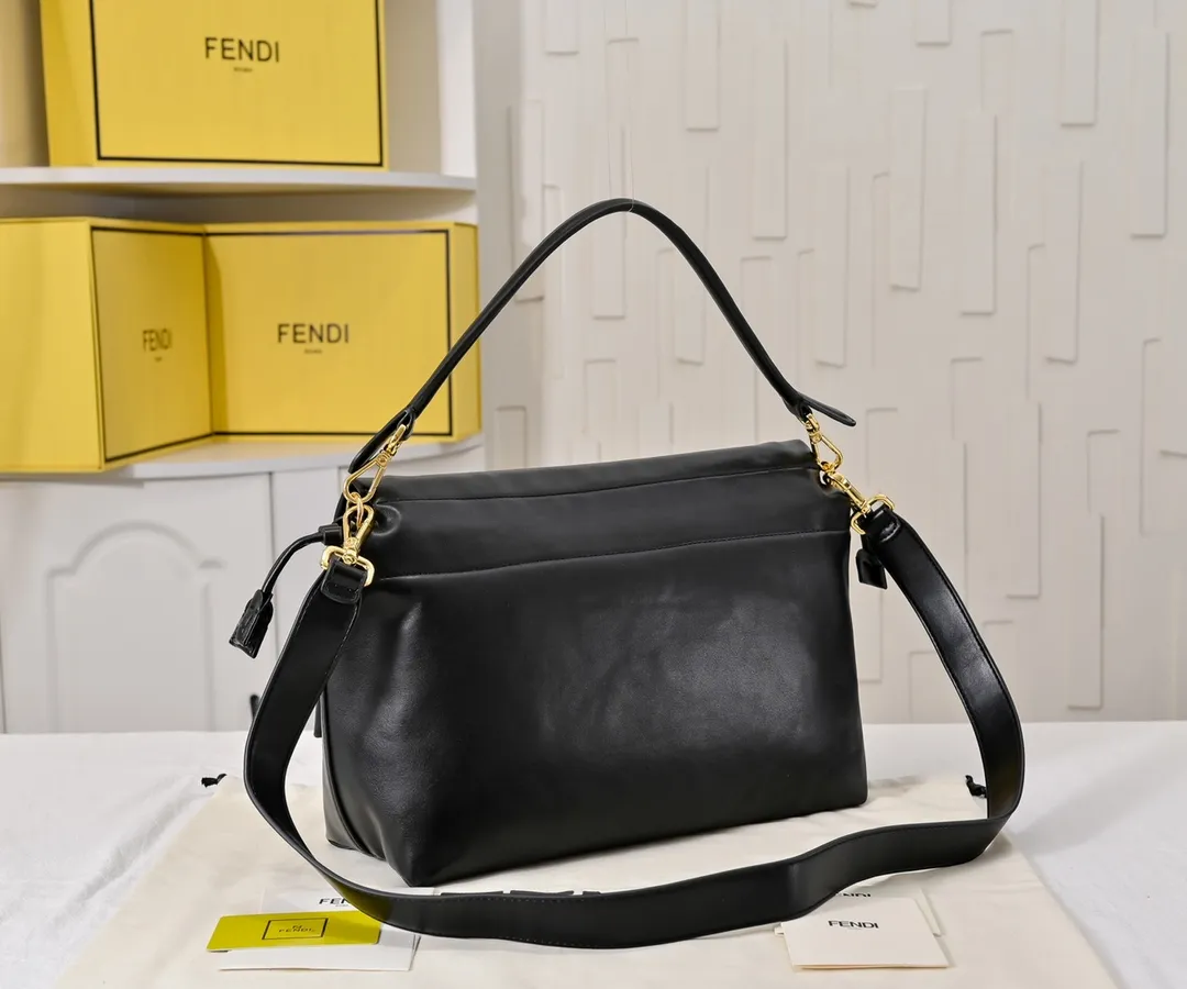 All Categories Fendi Women's Bags (Fendi) Fendi 7715