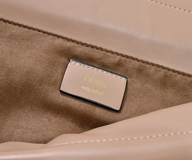 All Categories Fendi Women's Bags (Fendi) Fendi 7715