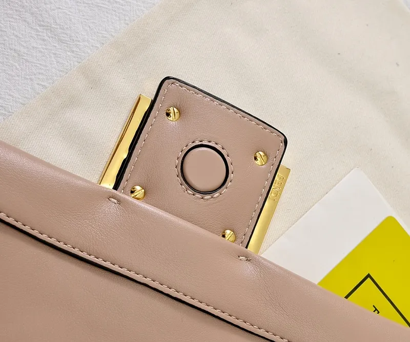 All Categories Fendi Women's Bags (Fendi) Fendi 7715