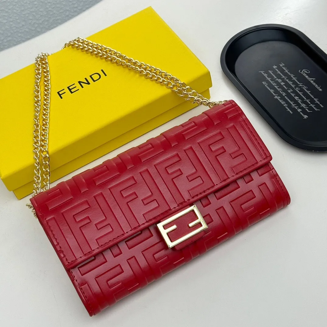 All categories Official website "Brand Women's Bags" Women's Bags 💙 FENDI 2025 new FENDI crossbody bag