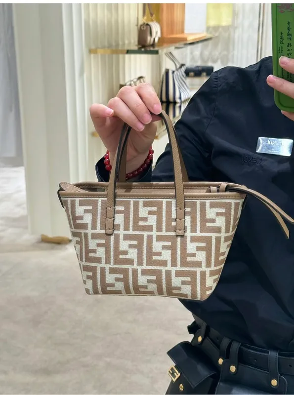 All Categories Fendi Women's Bags (Fendi) Fendi S096