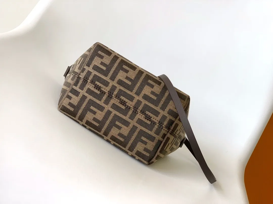 All Categories Fendi Women's Bags (Fendi) Fendi S096