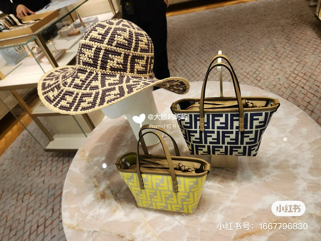 All Categories Fendi Women's Bags (Fendi) Fendi S096