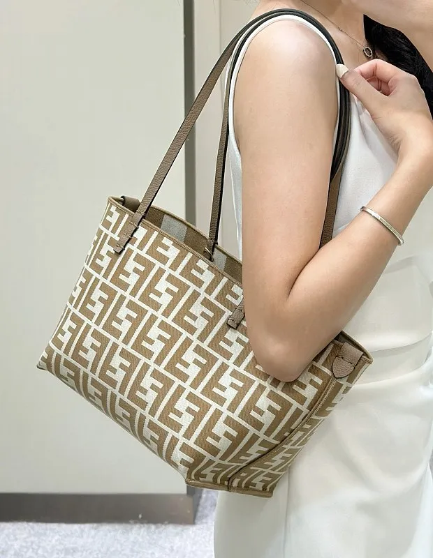 All Categories Fendi Women's Bags (Fendi) Fendi S096