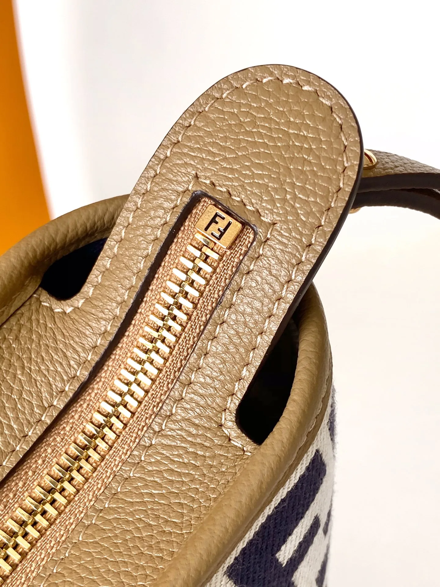 All Categories Fendi Women's Bags (Fendi) Fendi S096