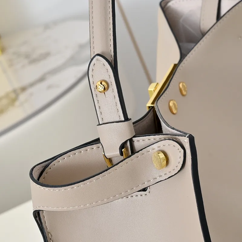 All Categories Fendi Women's Bags (Fendi) Fendi 11-01