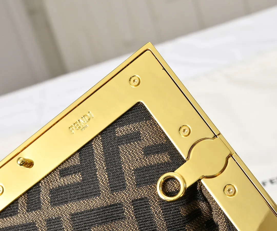 All Categories Fendi Women's Bags (Fendi) Fendi 80016