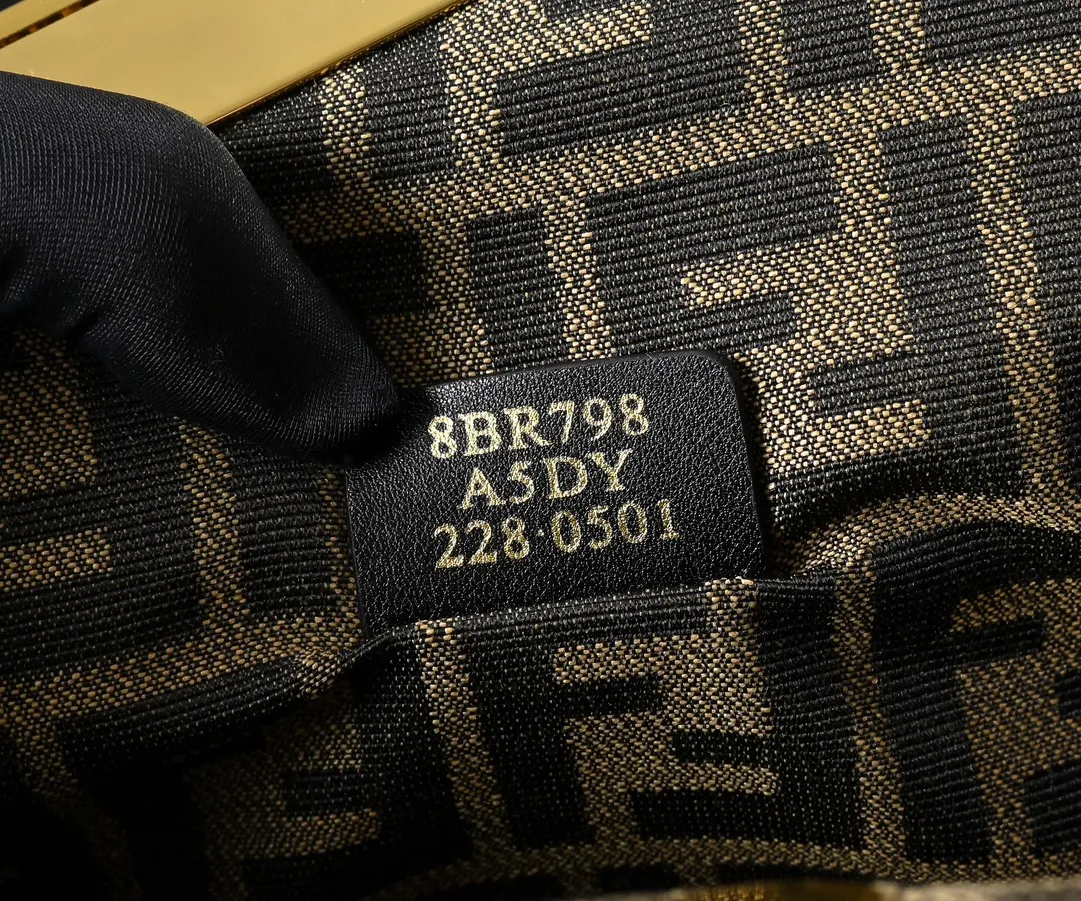 All Categories Fendi Women's Bags (Fendi) Fendi 80017