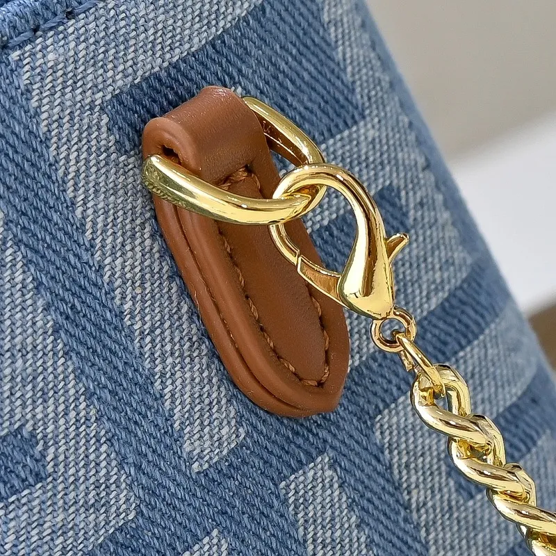 All Categories Fendi Women's Bags (Fendi) Fendi 33201