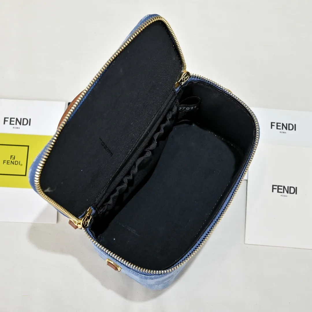 All Categories Fendi Women's Bags (Fendi) Fendi 33201