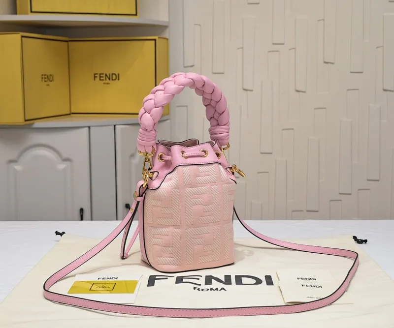 All Categories Official Website "Brand Women's Bags" Women's Bags 💙 FENDI 2025 New Fendi Bucket Bag