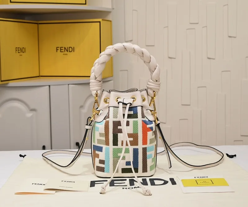 All Categories Official Website "Brand Women's Bags" Women's Bags 💙 FENDI 2025 New Fendi Bucket Bag