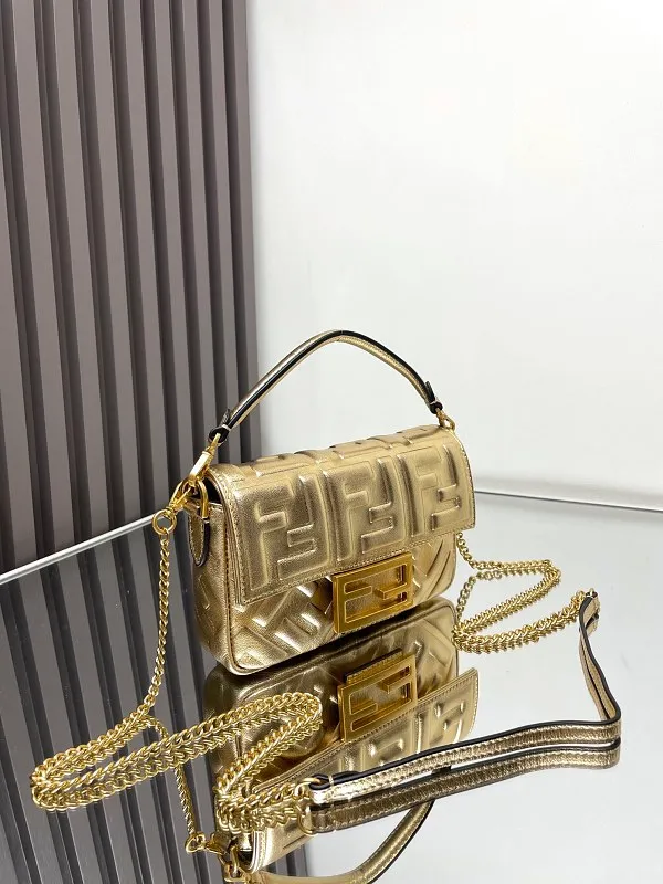 All Categories Fendi Women's Bags (Fendi) Fendi Original Order 52039 Gold and Silver