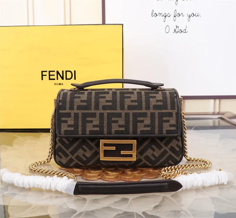 All Categories Fendi Women's Bags (Fendi) Fendi Original Size 7001 Medium