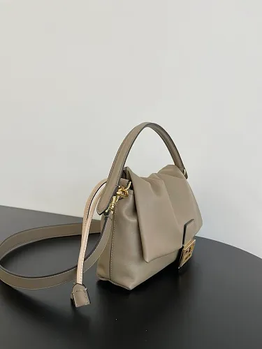 All Categories Fendi Women's Bags (Fendi) Fendi Original Order 83015