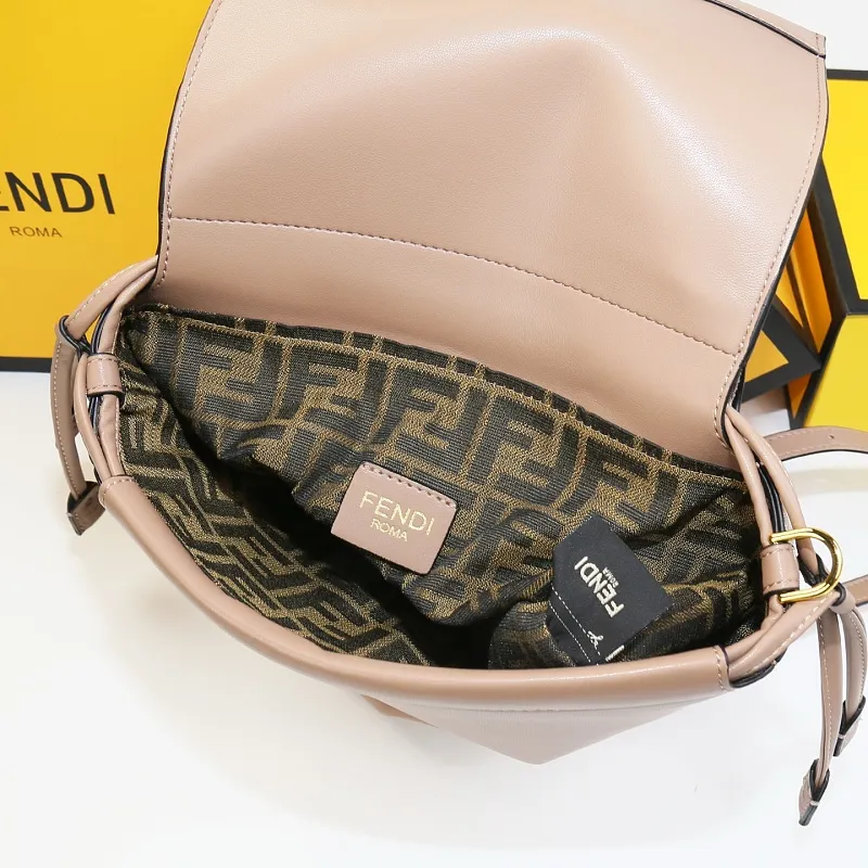 All Categories Fendi Women's Bags (Fendi) Fendi 2412