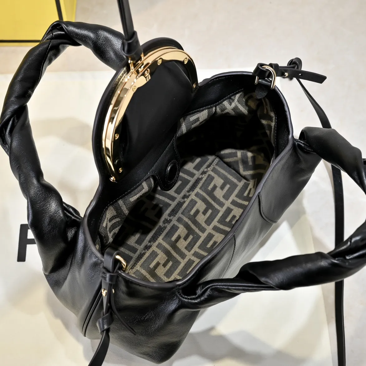 All Categories Fendi Women's Bags (Fendi) Fendi Original Order 001