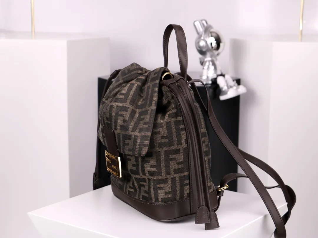 All Categories Fendi Women's Bags (Fendi) Fendi 33211