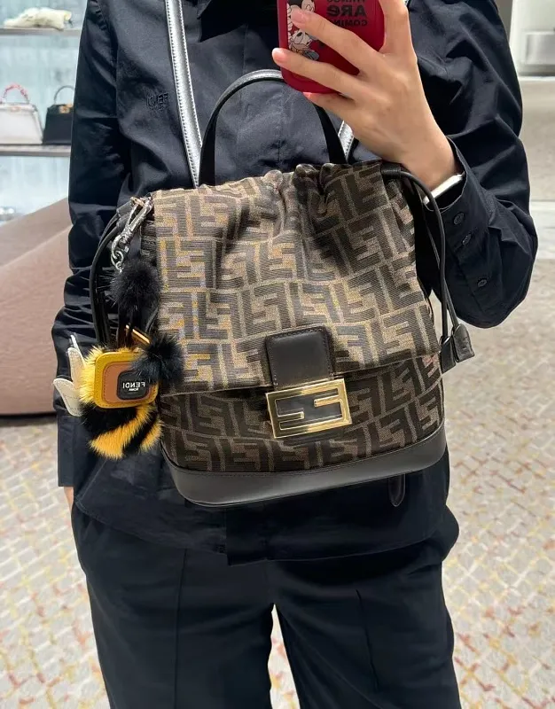 All Categories Fendi Women's Bags (Fendi) Fendi 33211