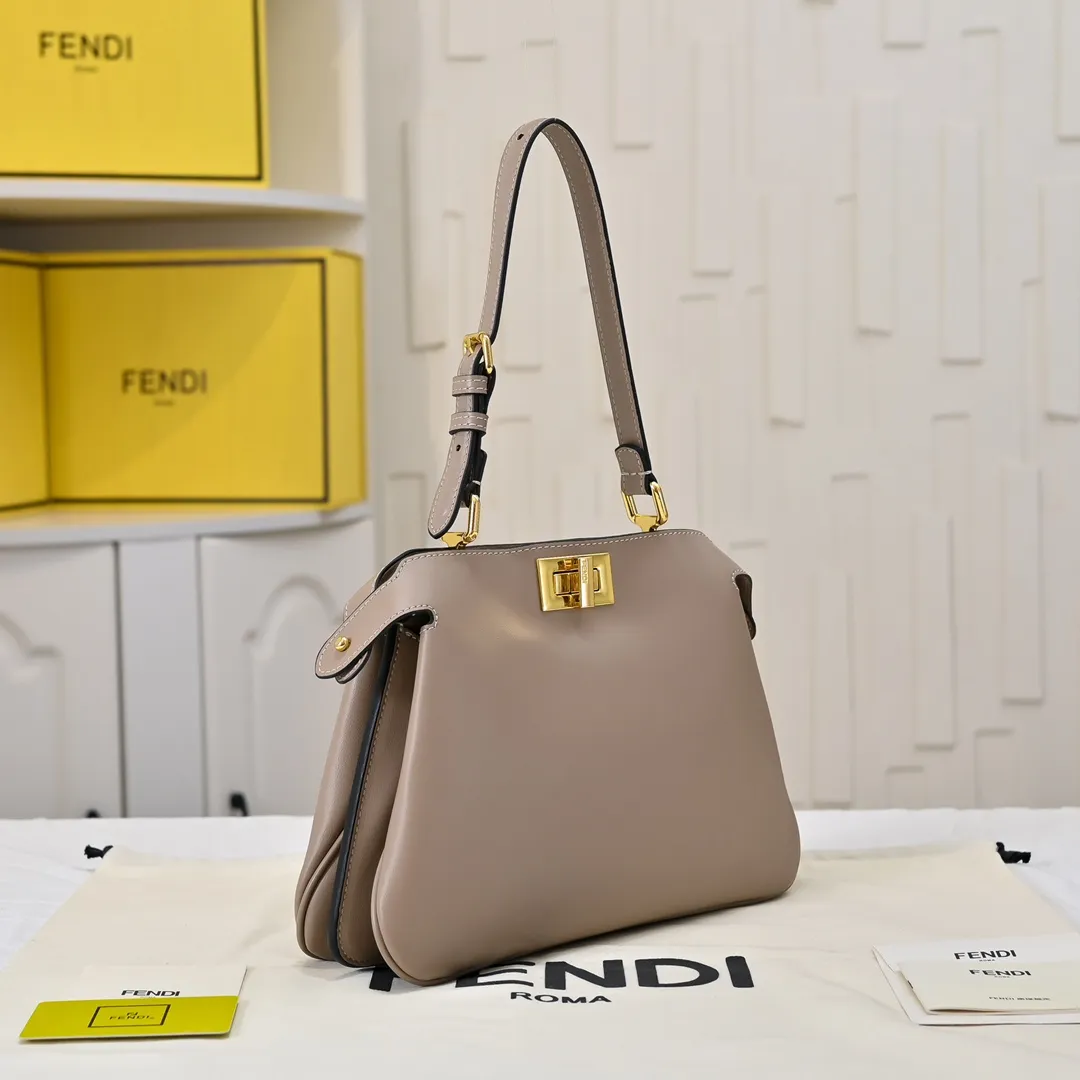All Categories Fendi Women's Bags (Fendi) Fendi 8803