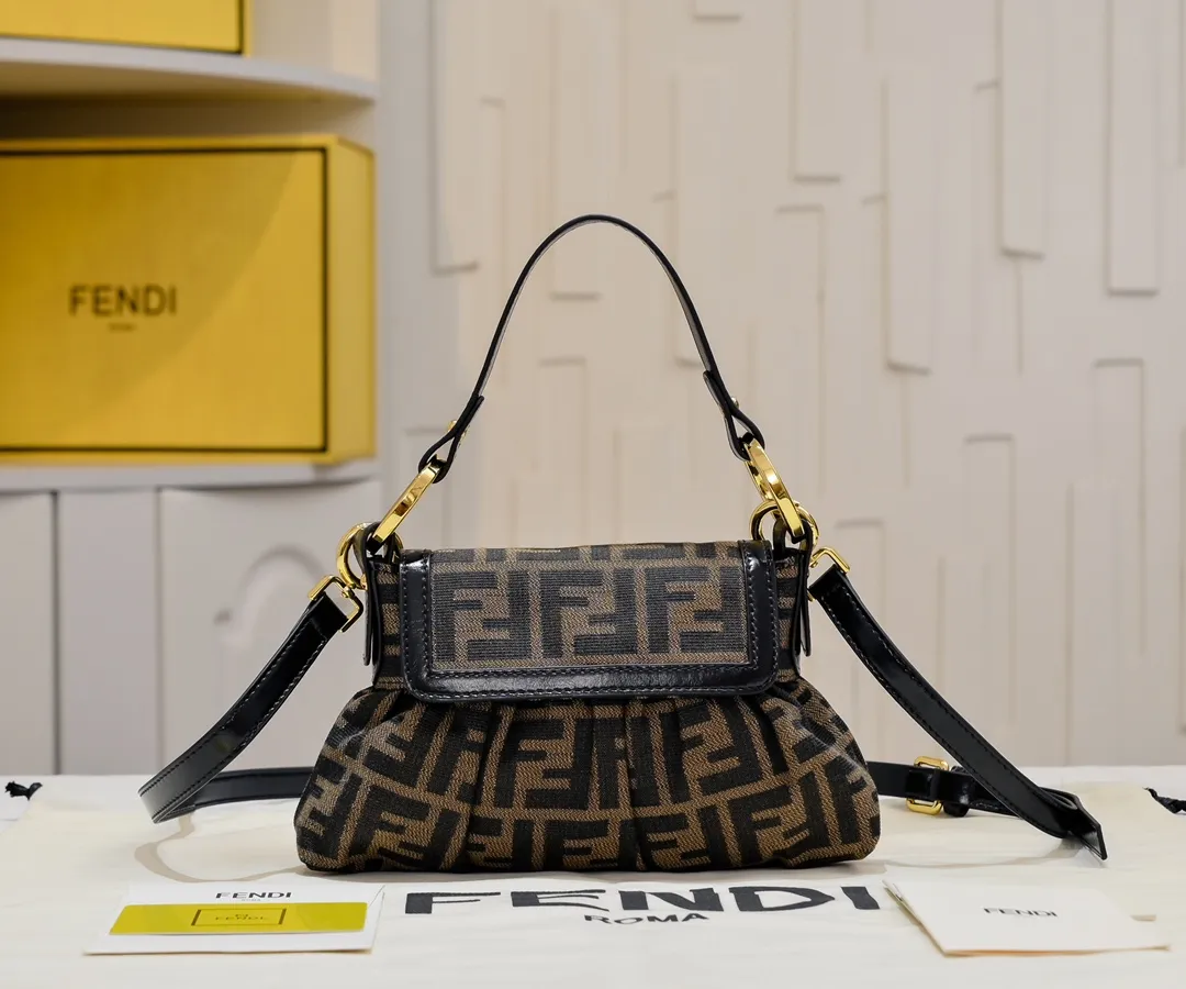 All Categories Fendi Women's Bags (Fendi) Fendi 8958