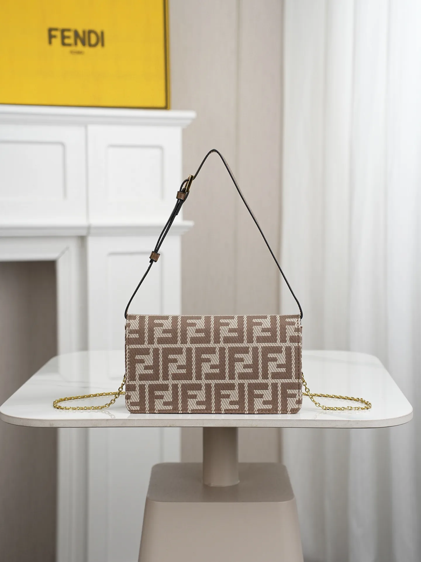 All Categories Fendi Women's Bags (Fendi) Fendi 6611