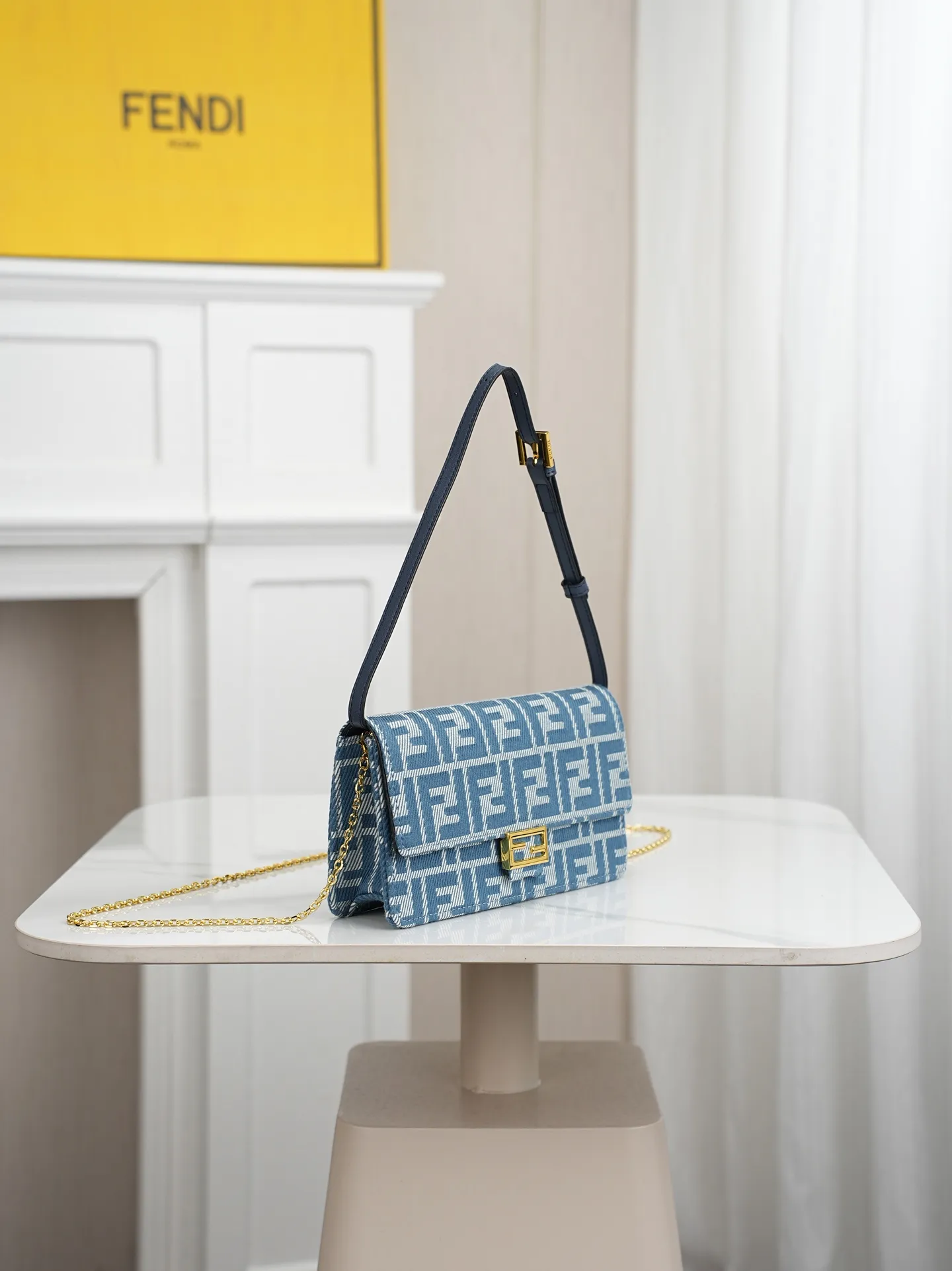 All Categories Fendi Women's Bags (Fendi) Fendi 6611