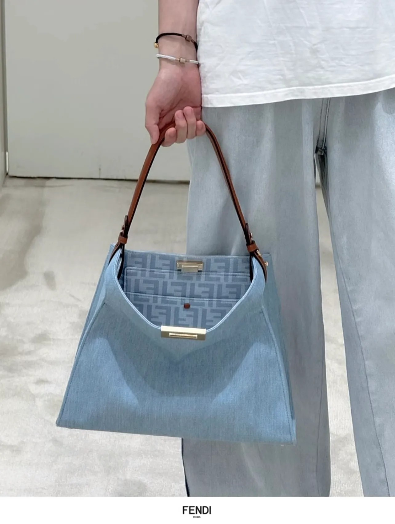 All Categories Fendi Women's Bags (Fendi) Fendi 5542