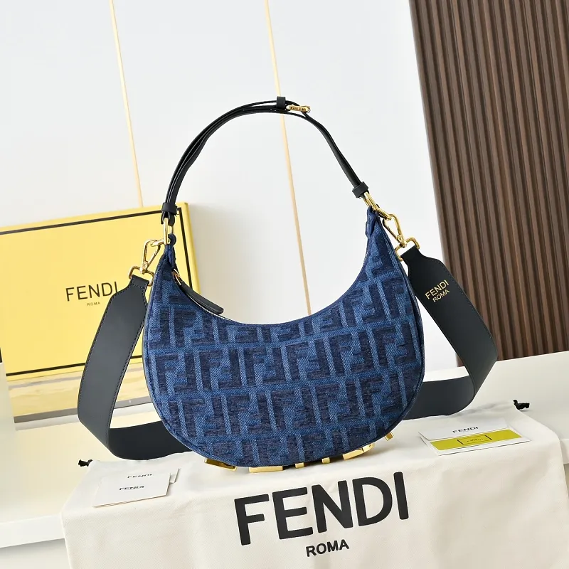 All Categories Fendi Women's Bags (Fendi) Fendi .1102 Medium