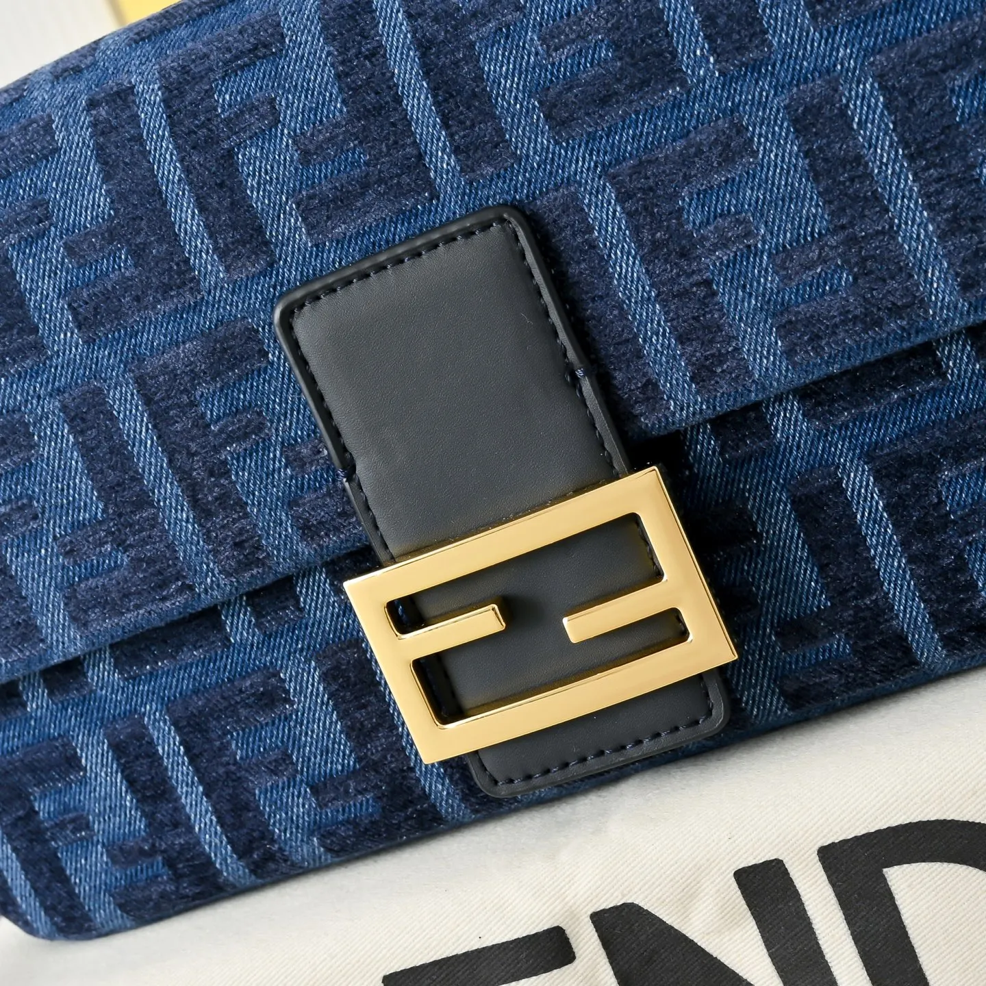 All Categories Fendi Women's Bags (Fendi) Fendi 1106