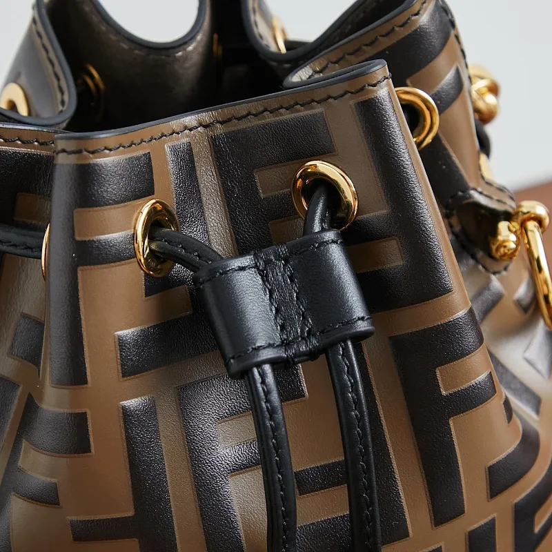 All Categories Fendi Women's Bags (Fendi) Fendi 1218