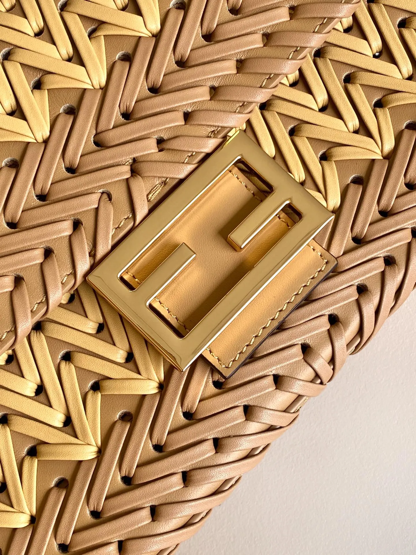 All Categories Fendi Women's Bags (Fendi) Fendi 5501