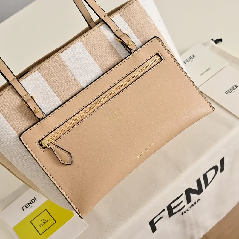 All Categories Fendi Women's Bags (Fendi) Fendi 1112