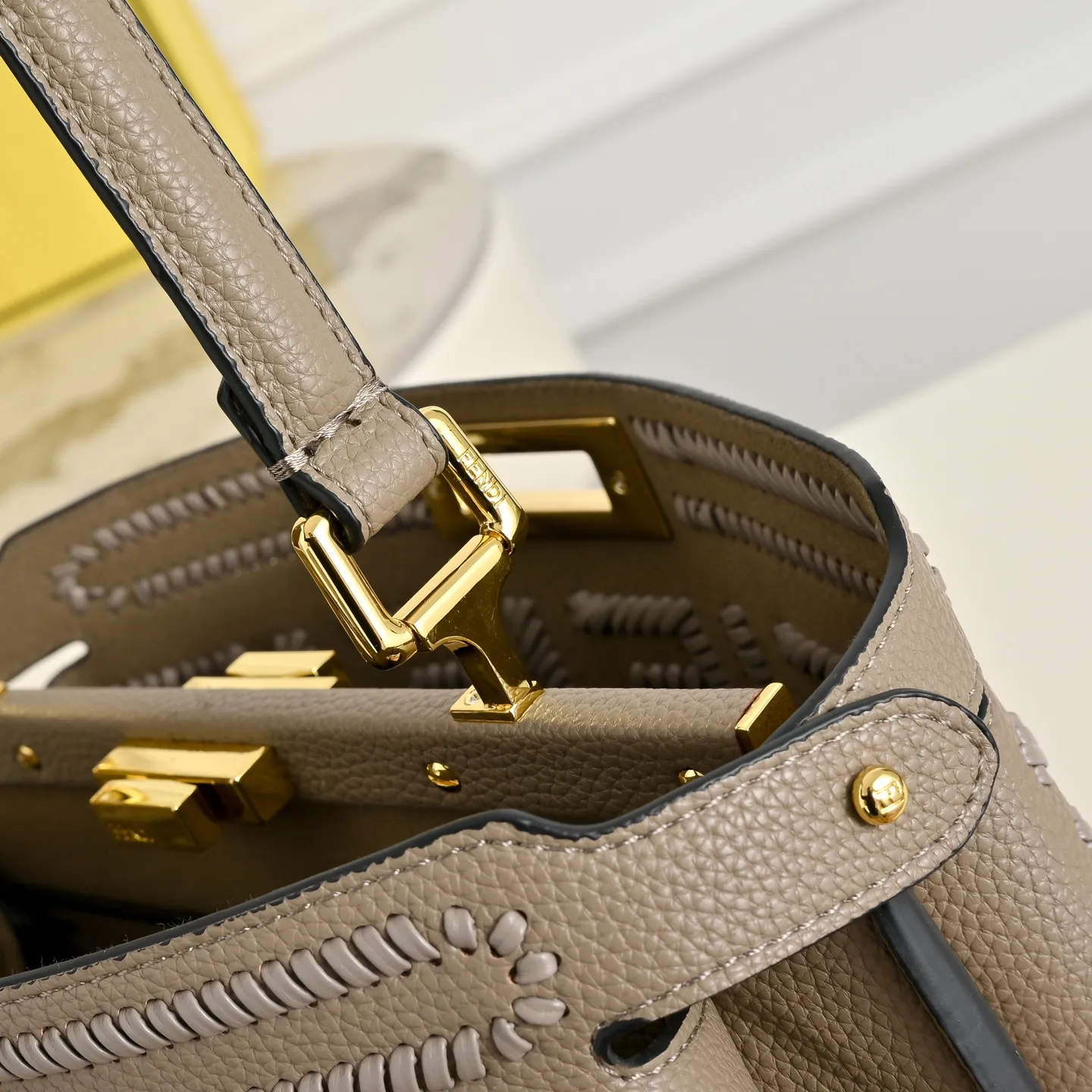 All Categories Fendi Women's Bags (Fendi) Fendi 3322