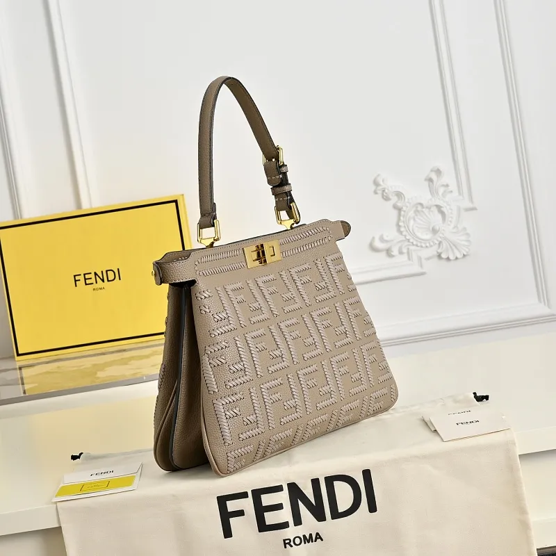 All Categories Fendi Women's Bags (Fendi) Fendi 3322