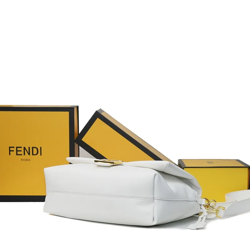 All Categories Fendi Women's Bags (Fendi) Fendi 1222