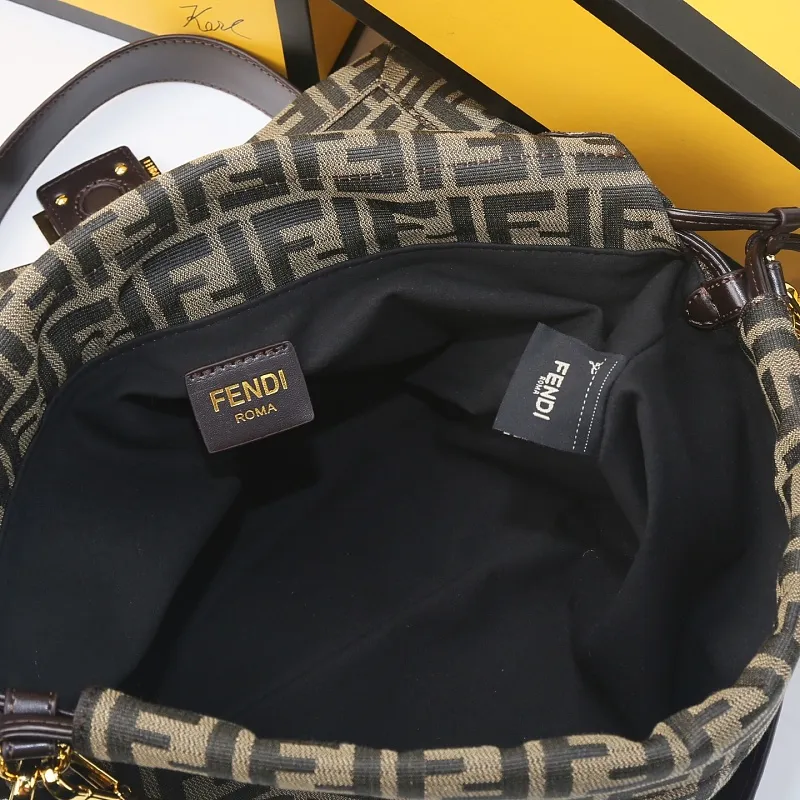All Categories Fendi Women's Bags (Fendi) Fendi 1222