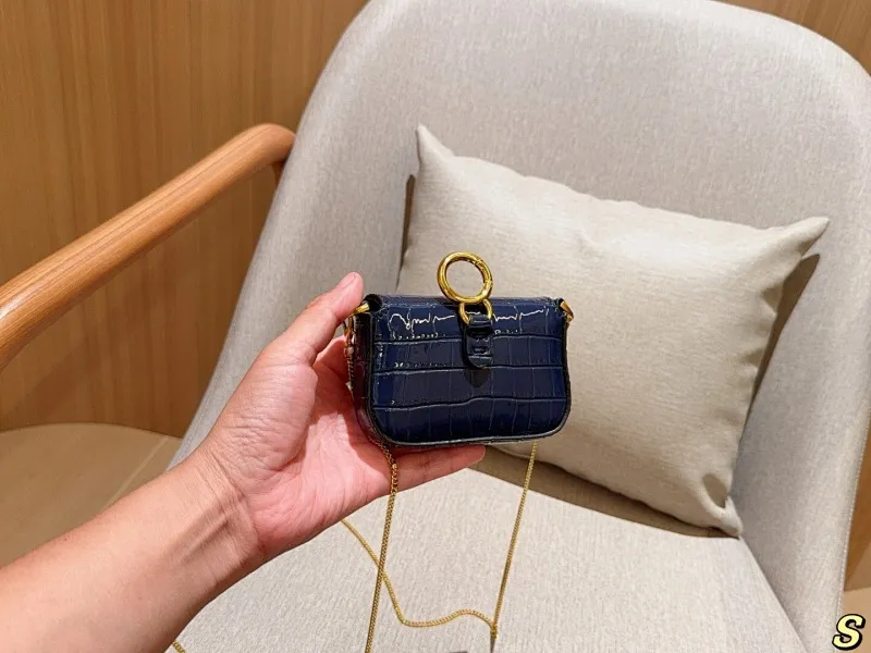 All categories Official website "Brand Women's Bags" Women's Bags 💙 FENDI 2025 new fendi mini lipstick bag coin purse