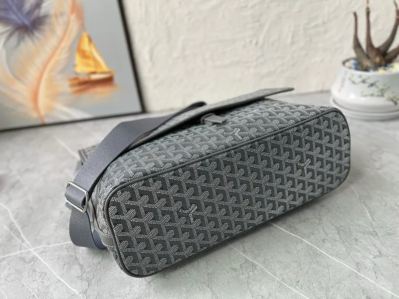 All Categories Official Website "Brand Women's Bags" Women's Bags 💙GOYARD 2026 New Goyard Crossbody Bag