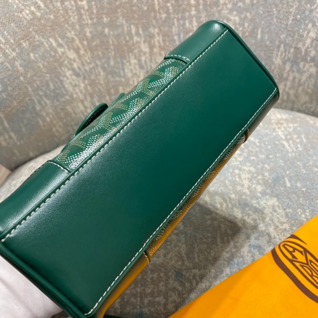 All Categories Official Website "Brand Women's Bags" Women's Bags 💙GOYARD 2025 New GOYARD Crossbody Bag