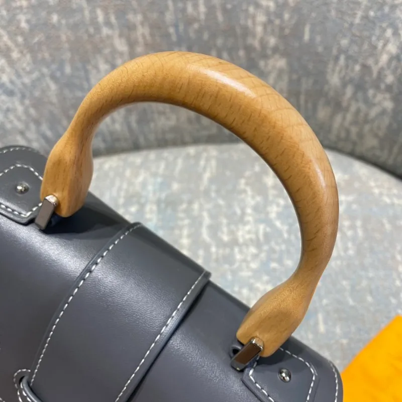 All Categories Official Website "Brand Women's Bags" Women's Bags 💙GOYARD 2025 New GOYARD Crossbody Bag