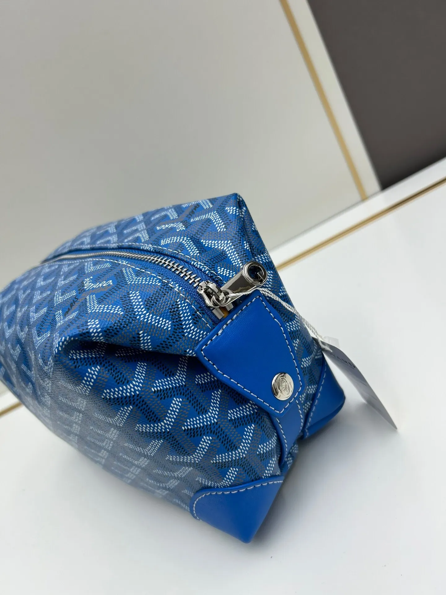 All Categories Official Website "Brand Women's Bags" Women's Bags 💙GOYARD 2024 Official Website New GOYARD Toiletries Bag
