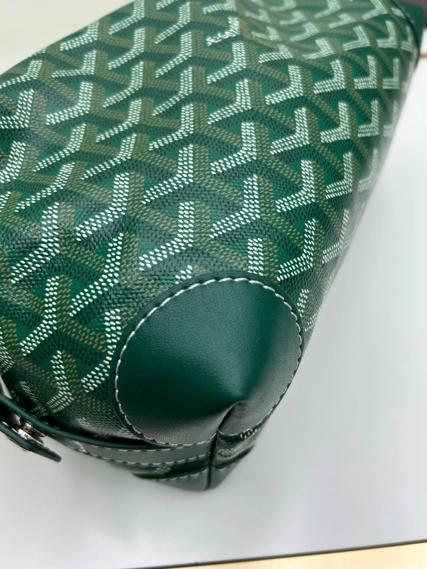 All Categories Official Website "Brand Women's Bags" Women's Bags 💙GOYARD 2024 Official Website New GOYARD Toiletries Bag
