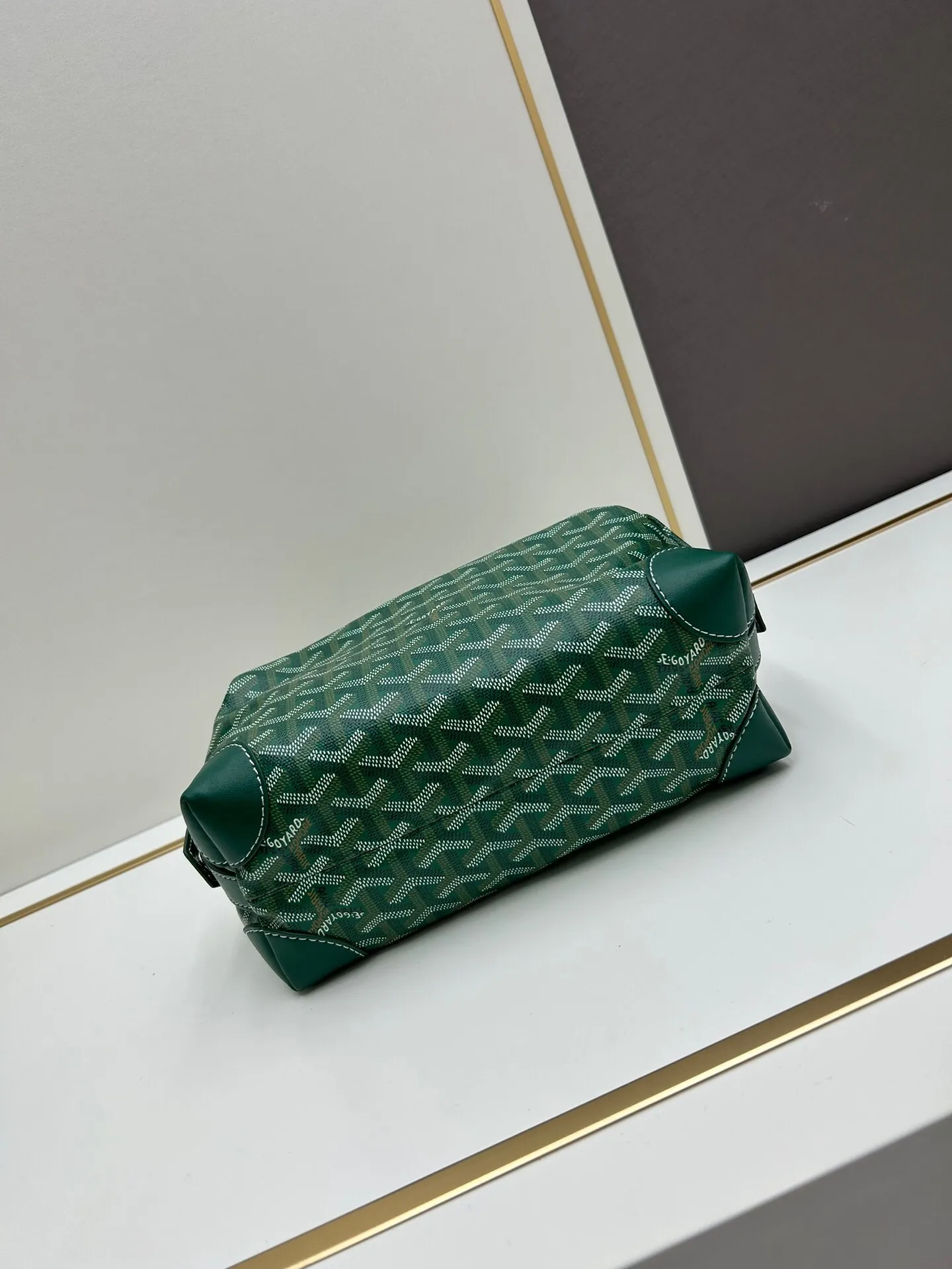 All Categories Official Website "Brand Women's Bags" Women's Bags 💙GOYARD 2024 Official Website New GOYARD Toiletries Bag