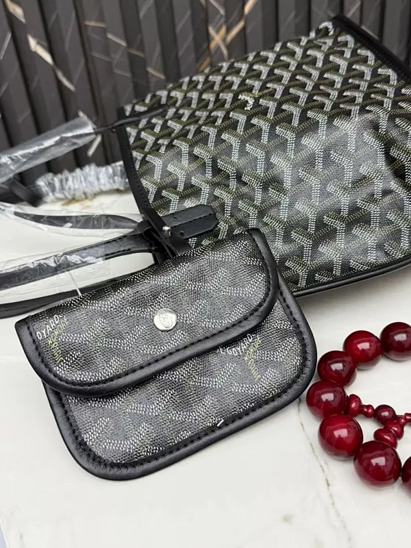All categories Official website "Brand Women's Bags" Women's Bags 💙GOYARD 2025 new goyard handbags