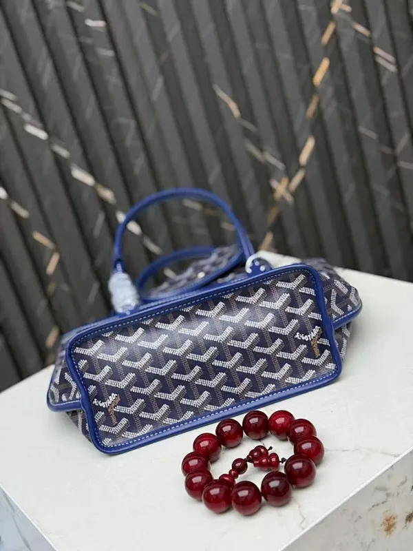 All categories Official website "Brand Women's Bags" Women's Bags 💙GOYARD 2025 new goyard handbags
