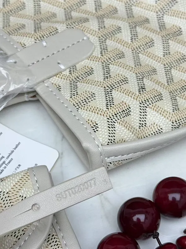 All categories Official website "Brand Women's Bags" Women's Bags 💙GOYARD 2025 new goyard handbags